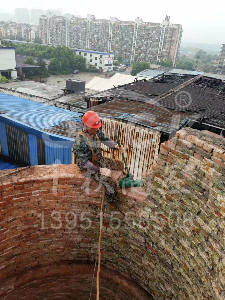 煙囪拆除